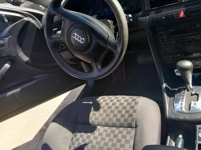 Черный Ауди А6, объемом двигателя 2.5 л и пробегом 380 тыс. км за 5300 $, фото 3 на Automoto.ua