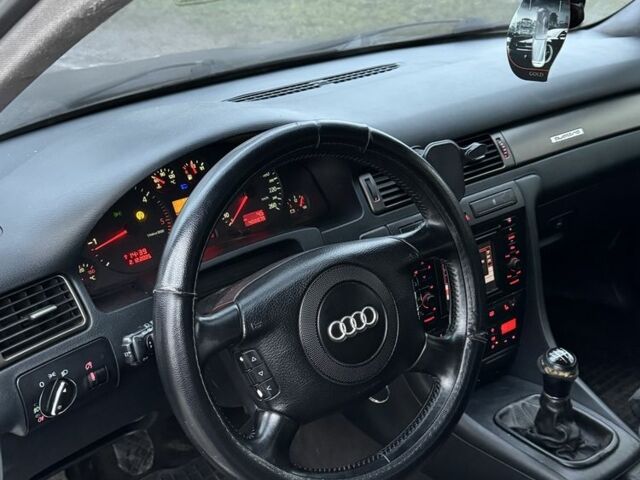 Черный Ауди А6, объемом двигателя 2.5 л и пробегом 400 тыс. км за 2200 $, фото 6 на Automoto.ua