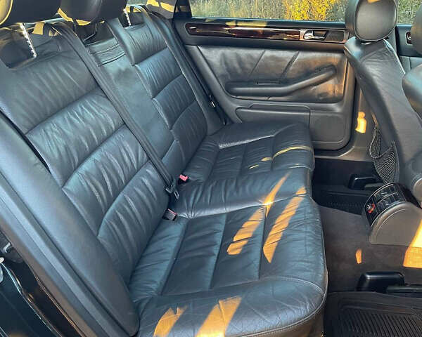 Черный Ауди А6, объемом двигателя 2.5 л и пробегом 384 тыс. км за 4800 $, фото 14 на Automoto.ua