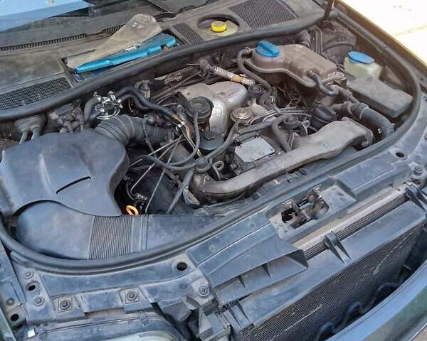 Черный Ауди А6, объемом двигателя 2.5 л и пробегом 284 тыс. км за 4700 $, фото 5 на Automoto.ua