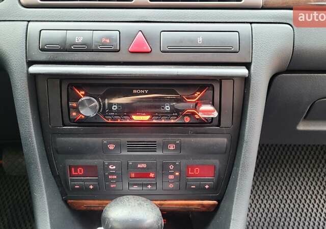 Черный Ауди А6, объемом двигателя 2.5 л и пробегом 463 тыс. км за 4500 $, фото 23 на Automoto.ua