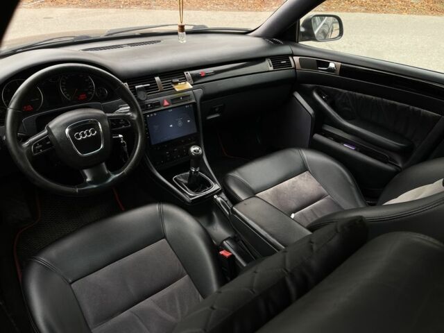 Черный Ауди А6, объемом двигателя 2.5 л и пробегом 300 тыс. км за 3777 $, фото 6 на Automoto.ua