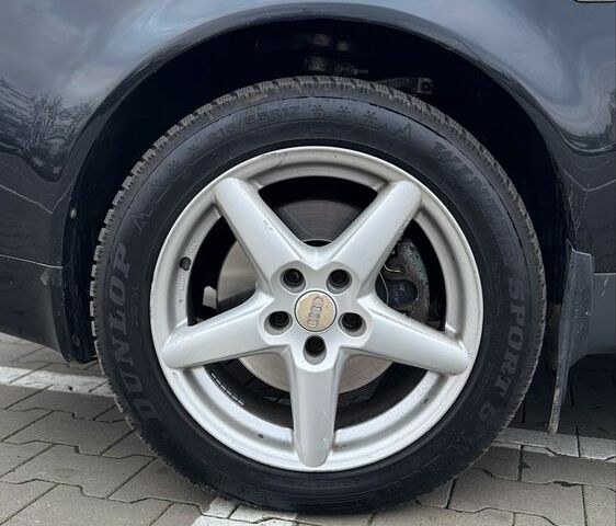 Черный Ауди А6, объемом двигателя 2.5 л и пробегом 323 тыс. км за 4500 $, фото 6 на Automoto.ua