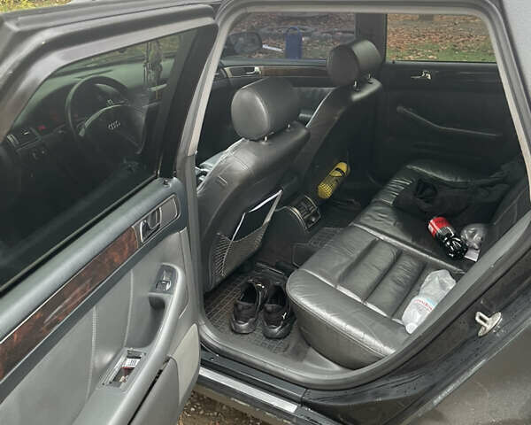 Черный Ауди А6, объемом двигателя 2.5 л и пробегом 536 тыс. км за 3100 $, фото 10 на Automoto.ua