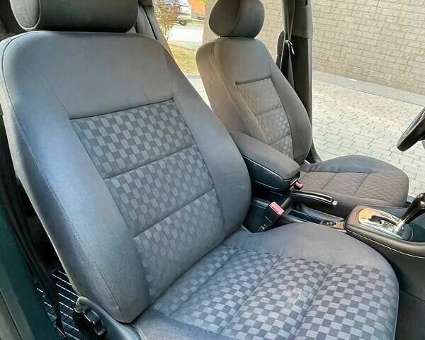 Черный Ауди А6, объемом двигателя 1.8 л и пробегом 326 тыс. км за 5800 $, фото 9 на Automoto.ua