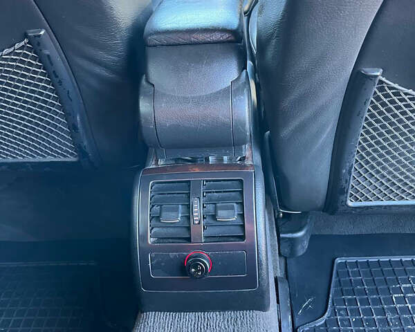 Черный Ауди А6, объемом двигателя 2.5 л и пробегом 268 тыс. км за 4000 $, фото 11 на Automoto.ua