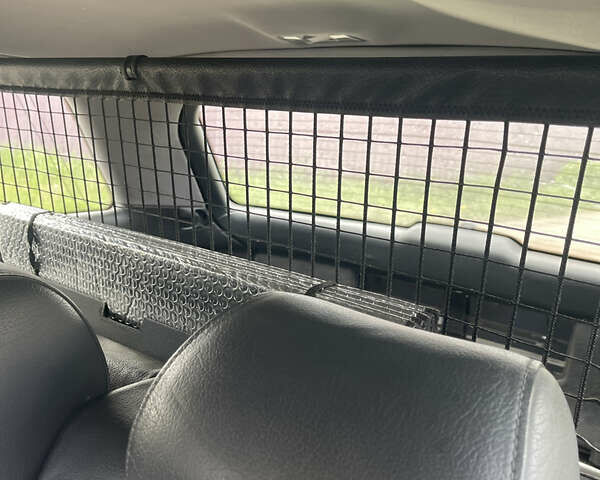 Чорний Ауді А6, об'ємом двигуна 2.5 л та пробігом 370 тис. км за 4000 $, фото 7 на Automoto.ua