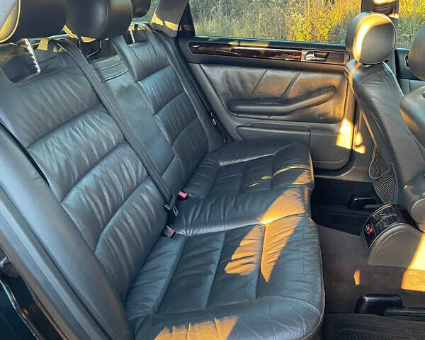 Черный Ауди А6, объемом двигателя 2.5 л и пробегом 384 тыс. км за 4800 $, фото 13 на Automoto.ua