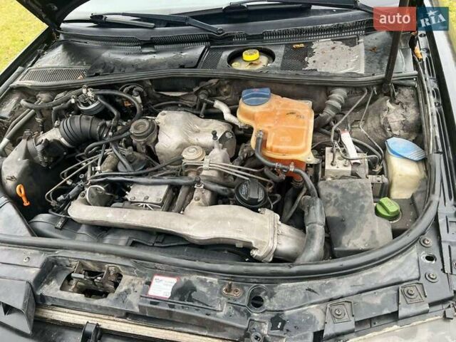 Чорний Ауді А6, об'ємом двигуна 2.5 л та пробігом 250 тис. км за 4000 $, фото 16 на Automoto.ua