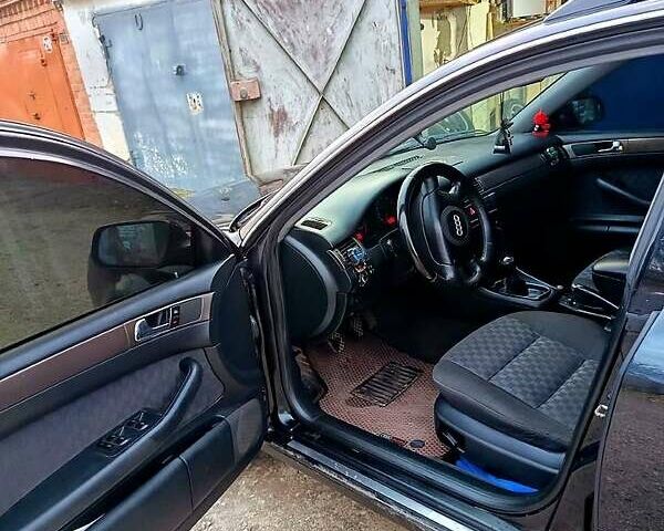 Чорний Ауді А6, об'ємом двигуна 1.8 л та пробігом 240 тис. км за 3750 $, фото 5 на Automoto.ua