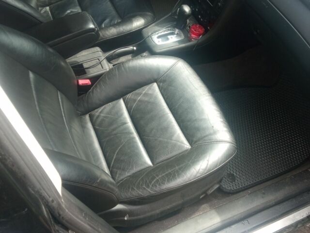 Чорний Ауді А6, об'ємом двигуна 2.5 л та пробігом 3 тис. км за 2000 $, фото 1 на Automoto.ua