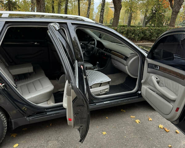Черный Ауди А6, объемом двигателя 2.5 л и пробегом 340 тыс. км за 4250 $, фото 11 на Automoto.ua