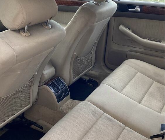Черный Ауди А6, объемом двигателя 1.9 л и пробегом 325 тыс. км за 2150 $, фото 15 на Automoto.ua