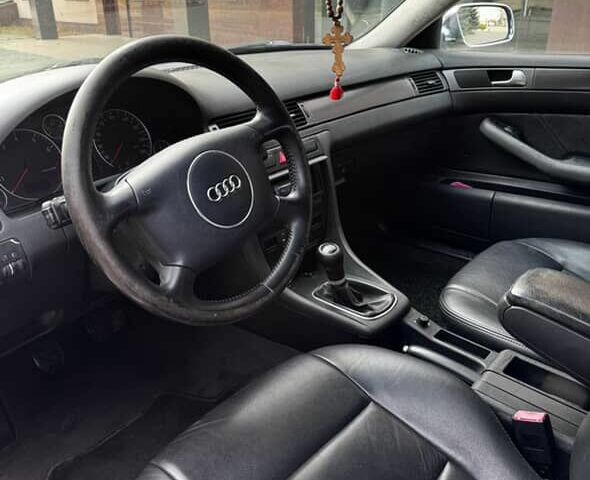 Черный Ауди А6, объемом двигателя 0 л и пробегом 200 тыс. км за 1550 $, фото 3 на Automoto.ua