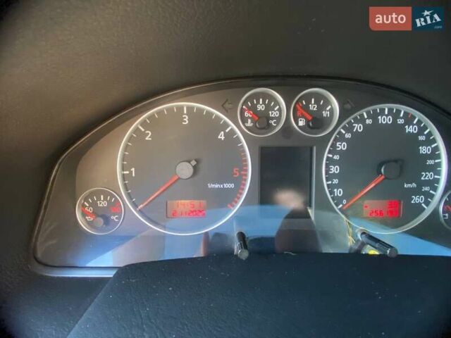 Чорний Ауді А6, об'ємом двигуна 2.5 л та пробігом 256 тис. км за 4900 $, фото 13 на Automoto.ua