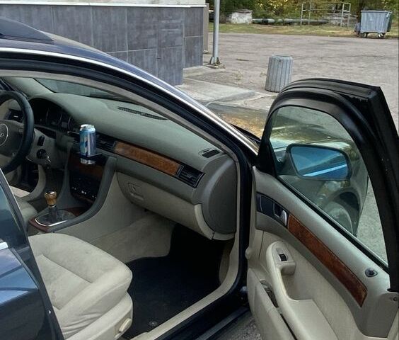 Черный Ауди А6, объемом двигателя 1.9 л и пробегом 325 тыс. км за 2150 $, фото 12 на Automoto.ua