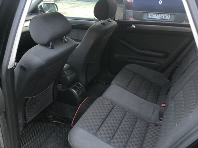 Ауді А6 2002 у Рівному на Automoto.ua Чорний Ауді А6, об'ємом двигуна 2.4 л та пробігом 225 тис. км за 4900 $, фото 6 на Automoto.ua