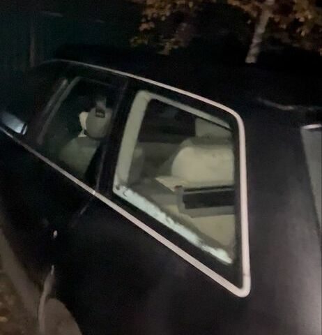 Черный Ауди А6, объемом двигателя 1.9 л и пробегом 271 тыс. км за 2500 $, фото 1 на Automoto.ua