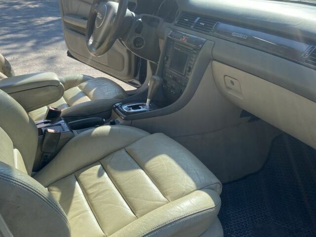 Черный Ауди А6, объемом двигателя 2.5 л и пробегом 400 тыс. км за 4000 $, фото 3 на Automoto.ua