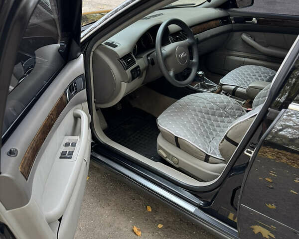 Черный Ауди А6, объемом двигателя 2.5 л и пробегом 340 тыс. км за 4250 $, фото 6 на Automoto.ua