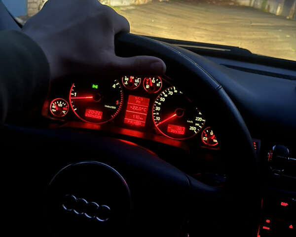 Чорний Ауді А6, об'ємом двигуна 2.5 л та пробігом 360 тис. км за 5500 $, фото 6 на Automoto.ua