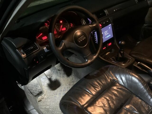 Черный Ауди А6, объемом двигателя 2.5 л и пробегом 360 тыс. км за 3000 $, фото 3 на Automoto.ua