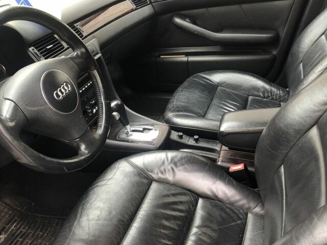 Чорний Ауді А6, об'ємом двигуна 2.5 л та пробігом 295 тис. км за 4000 $, фото 9 на Automoto.ua