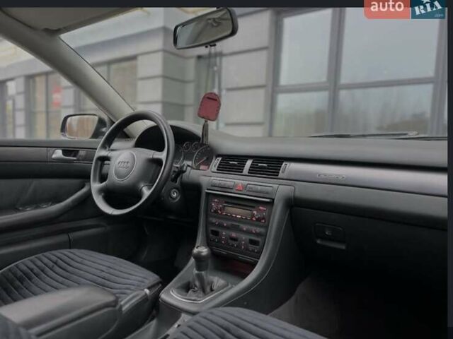 Черный Ауди А6, объемом двигателя 2.5 л и пробегом 380 тыс. км за 4200 $, фото 10 на Automoto.ua