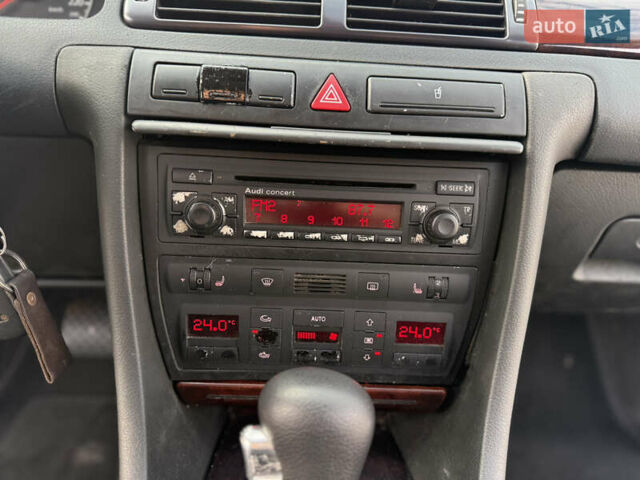 Черный Ауди А6, объемом двигателя 2.5 л и пробегом 350 тыс. км за 3200 $, фото 16 на Automoto.ua