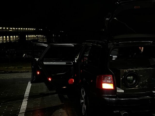 Черный Ауди А6, объемом двигателя 2.5 л и пробегом 352 тыс. км за 6000 $, фото 2 на Automoto.ua