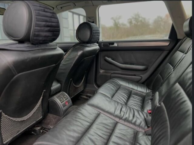 Черный Ауди А6, объемом двигателя 2.5 л и пробегом 380 тыс. км за 4200 $, фото 6 на Automoto.ua