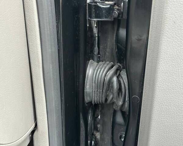 Черный Ауди А6, объемом двигателя 1.78 л и пробегом 215 тыс. км за 5400 $, фото 40 на Automoto.ua