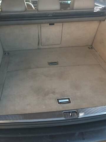 Черный Ауди А6, объемом двигателя 2.5 л и пробегом 350 тыс. км за 4100 $, фото 8 на Automoto.ua