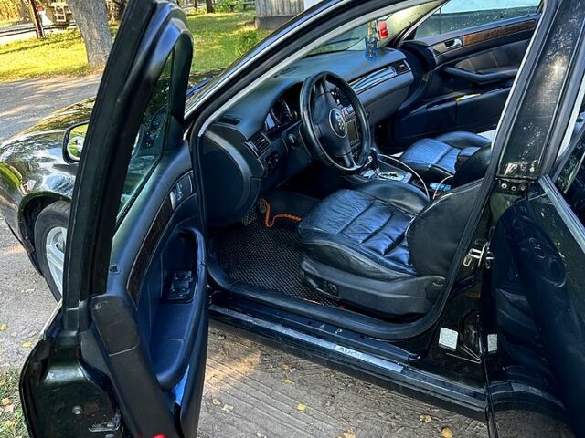 Черный Ауди А6, объемом двигателя 2.5 л и пробегом 400 тыс. км за 4760 $, фото 6 на Automoto.ua