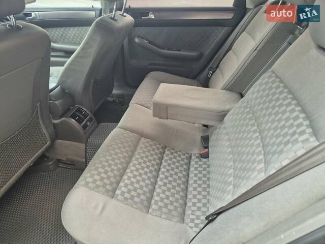 Черный Ауди А6, объемом двигателя 2.5 л и пробегом 353 тыс. км за 4700 $, фото 14 на Automoto.ua