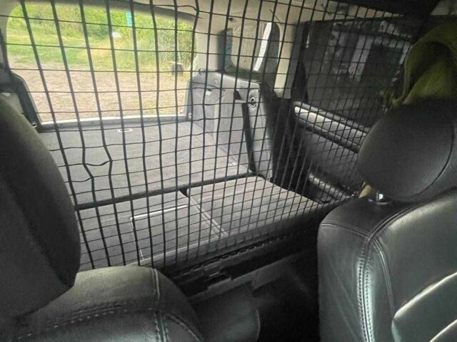 Чорний Ауді А6, об'ємом двигуна 2.5 л та пробігом 464 тис. км за 3300 $, фото 2 на Automoto.ua