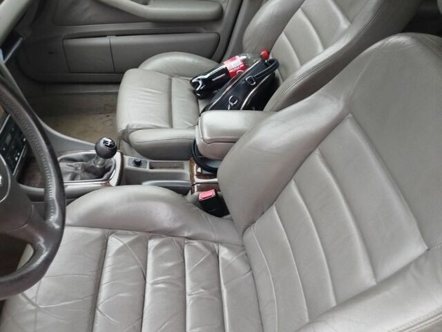 Черный Ауди А6, объемом двигателя 0 л и пробегом 300 тыс. км за 2800 $, фото 5 на Automoto.ua