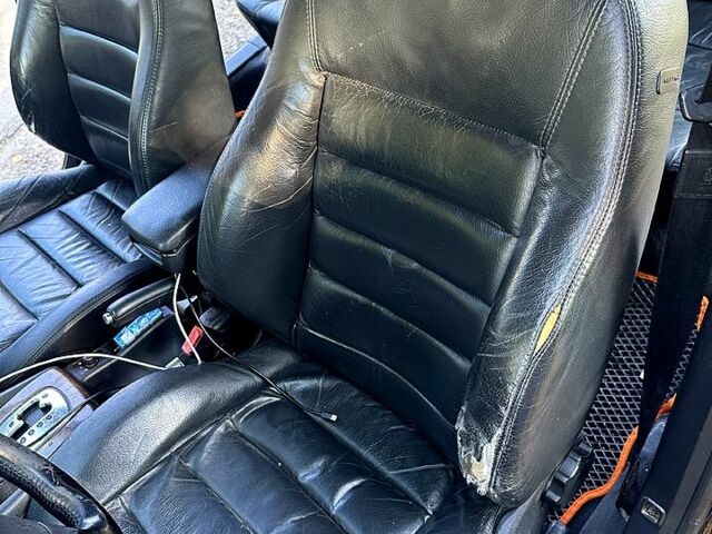 Черный Ауди А6, объемом двигателя 2.5 л и пробегом 400 тыс. км за 4760 $, фото 9 на Automoto.ua