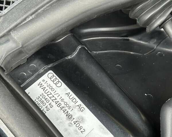 Черный Ауди А6, объемом двигателя 1.78 л и пробегом 215 тыс. км за 5200 $, фото 55 на Automoto.ua