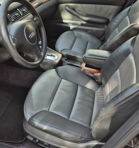 Черный Ауди А6, объемом двигателя 2.5 л и пробегом 397 тыс. км за 5700 $, фото 9 на Automoto.ua