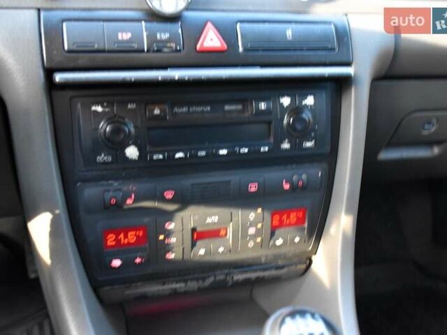 Черный Ауди А6, объемом двигателя 2.5 л и пробегом 290 тыс. км за 4800 $, фото 29 на Automoto.ua