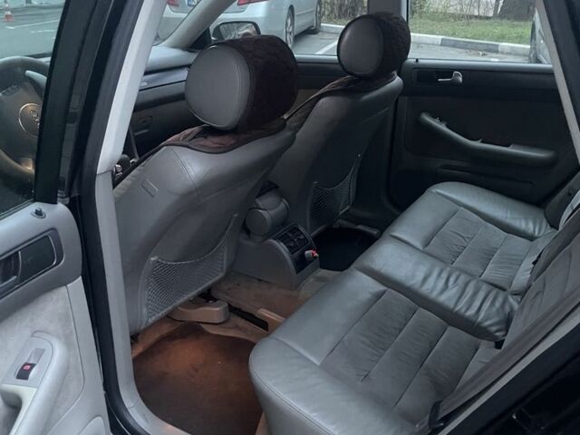 Черный Ауди А6, объемом двигателя 2.5 л и пробегом 300 тыс. км за 4100 $, фото 6 на Automoto.ua