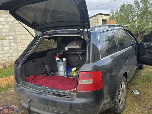 Черный Ауди А6, объемом двигателя 2 л и пробегом 450 тыс. км за 2500 $, фото 4 на Automoto.ua