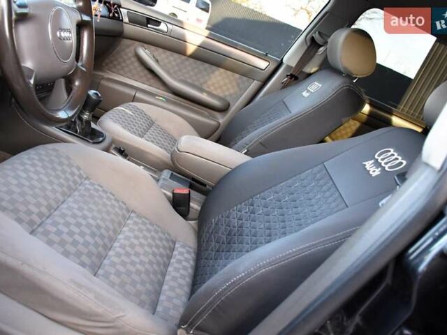 Черный Ауди А6, объемом двигателя 2.5 л и пробегом 290 тыс. км за 4800 $, фото 25 на Automoto.ua