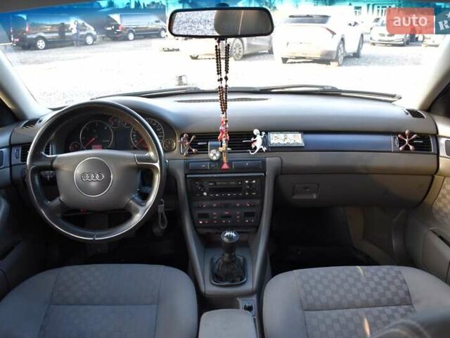 Черный Ауди А6, объемом двигателя 2.5 л и пробегом 290 тыс. км за 4800 $, фото 21 на Automoto.ua