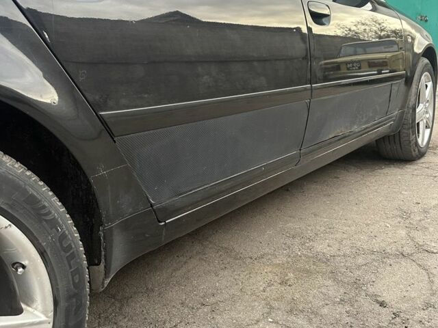 Черный Ауди А6, объемом двигателя 0 л и пробегом 400 тыс. км за 1600 $, фото 4 на Automoto.ua