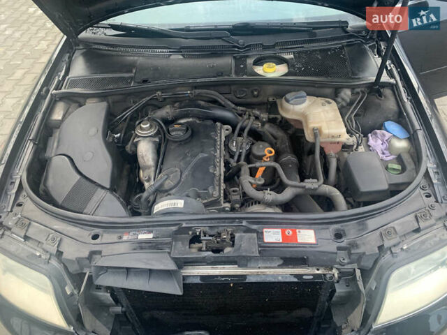 Чорний Ауді А6, об'ємом двигуна 1.9 л та пробігом 377 тис. км за 5800 $, фото 17 на Automoto.ua