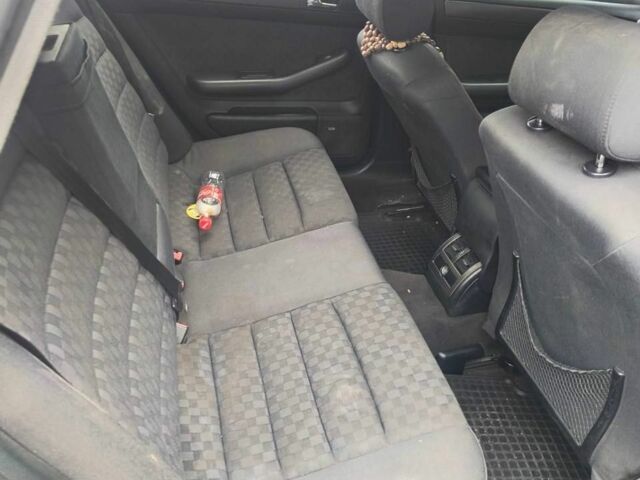Чорний Ауді А6, об'ємом двигуна 0 л та пробігом 111 тис. км за 2800 $, фото 5 на Automoto.ua