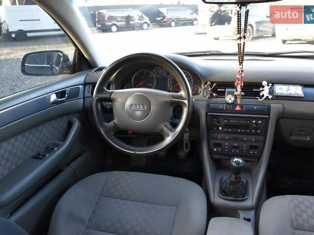 Черный Ауди А6, объемом двигателя 2.5 л и пробегом 290 тыс. км за 4800 $, фото 22 на Automoto.ua