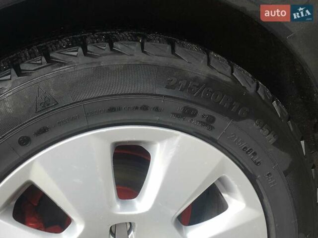 Черный Ауди А6, объемом двигателя 2.5 л и пробегом 266 тыс. км за 5500 $, фото 6 на Automoto.ua